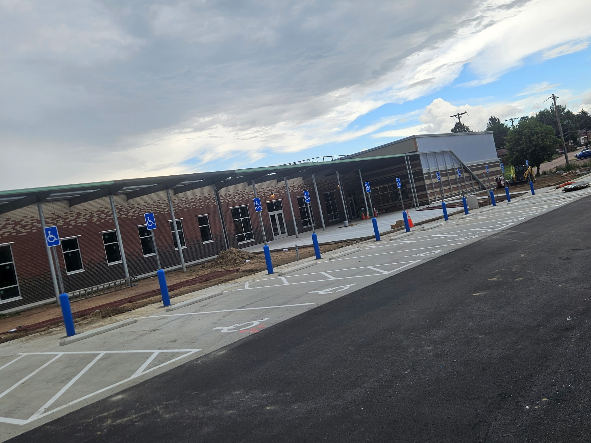 parking lot signage services near me